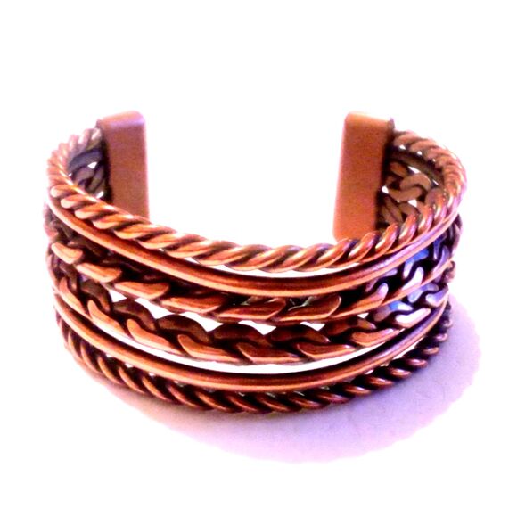 Vintage Twisted Copper Cuff Bracelet - Picture 1 of 6